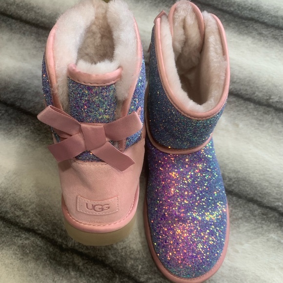 uggs classic mini bow cosmos